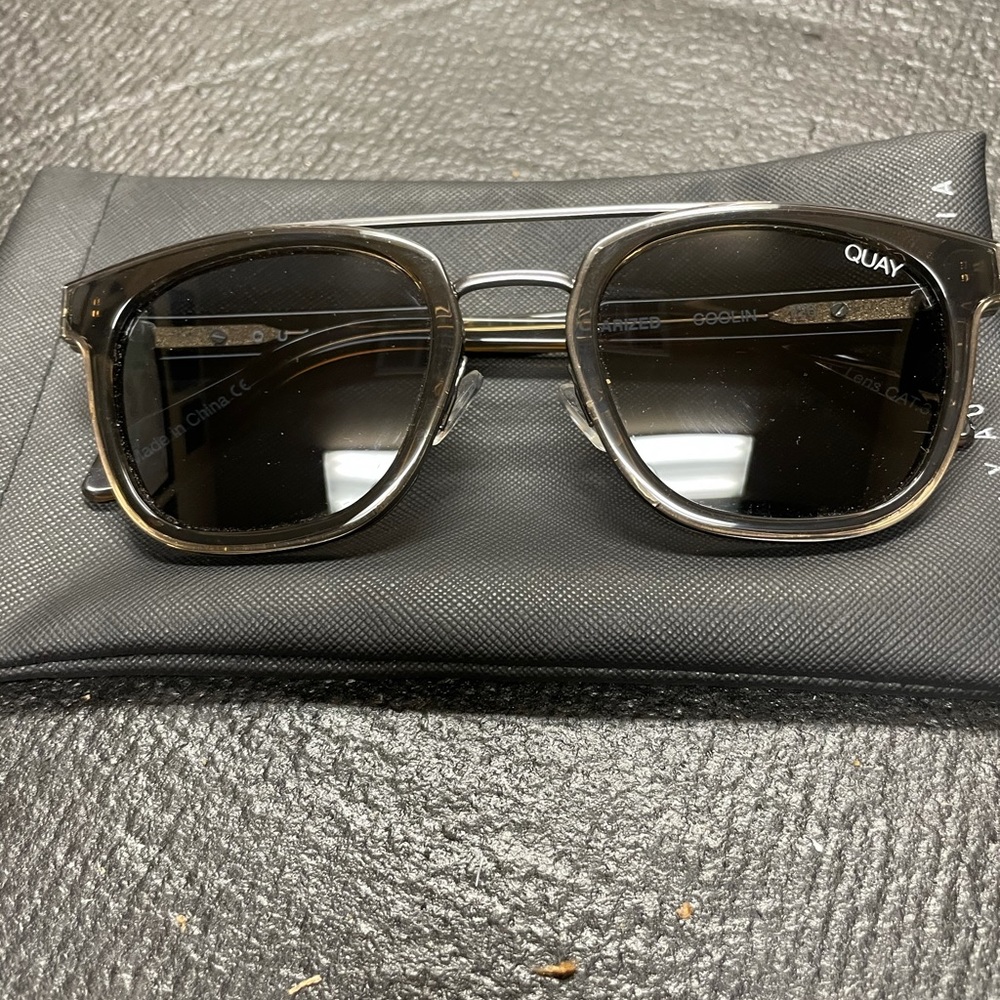 Quay polarized sunglasses